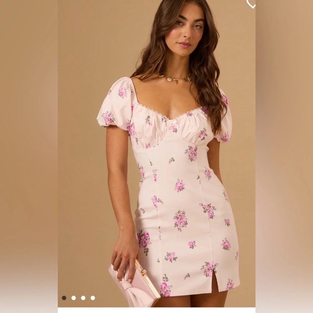 Altar'd State New with Tags Alina Floral
Mini Dress - Picture 1 of 3